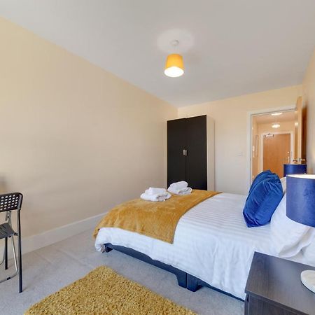 Flourish Apartments - Mulberry House - Tottenham Лондон Экстерьер фото
