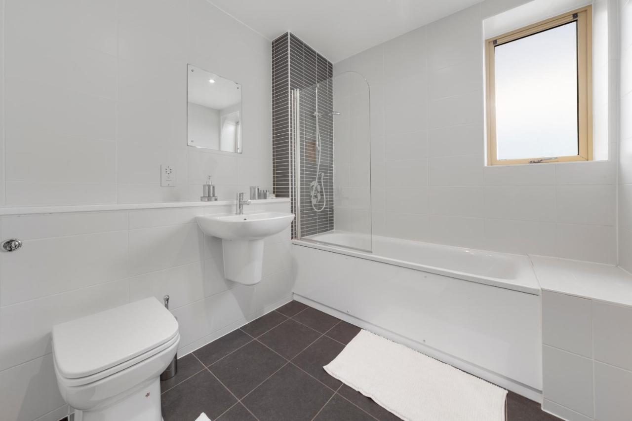 Flourish Apartments - Mulberry House - Tottenham Лондон Экстерьер фото
